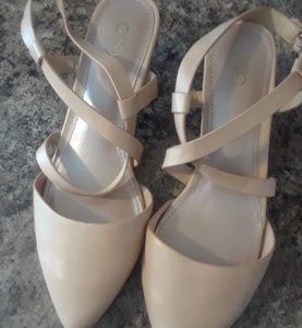 CATO lace kitten heels